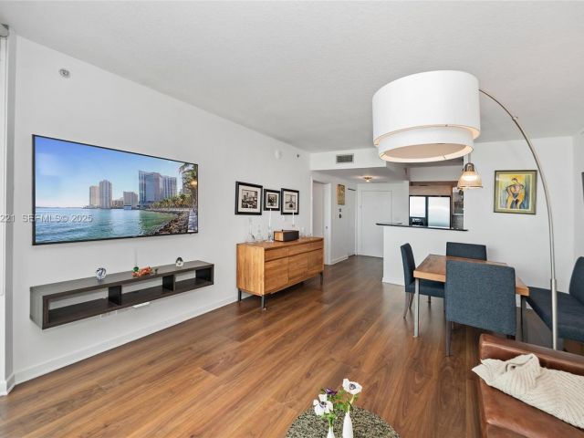 Apartment for sale  Unit #2918 - photo 6812146