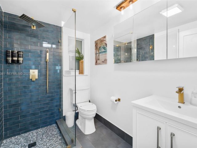 Home for rent at 1464 NE 24th St - photo 6807215