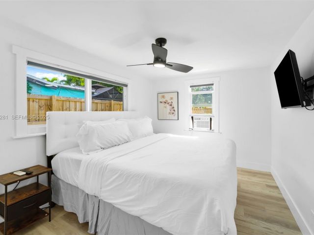 Home for rent at 1464 NE 24th St - photo 6807217