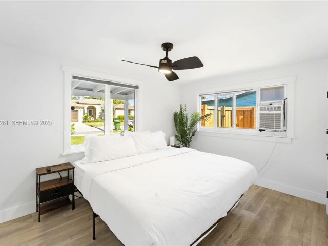 Home for rent at 1464 NE 24th St - photo 6807218