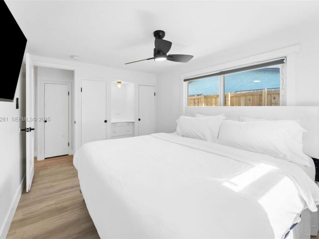 Home for rent at 1464 NE 24th St - photo 6807219