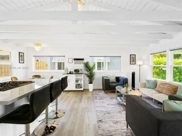 Home for rent at 1464 NE 24th St - photo 6807223