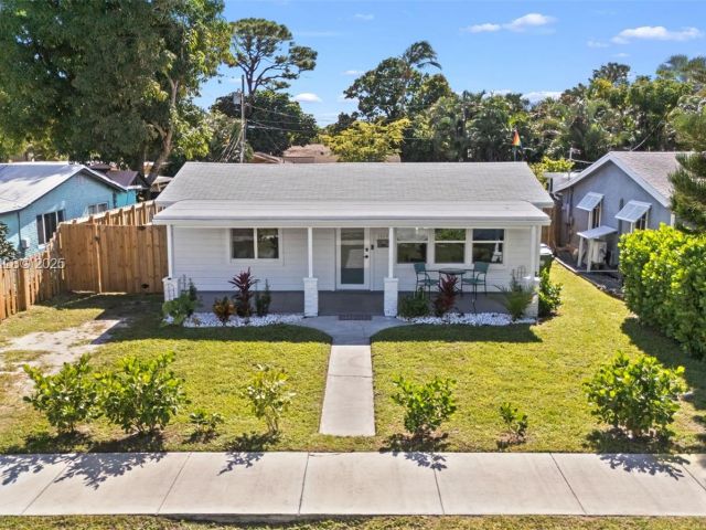 Home for rent at 1464 NE 24th St - photo 6807226