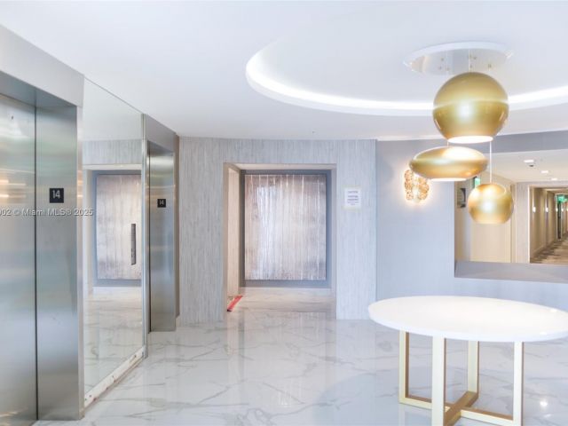 Apartment for rent  Unit #523 - photo 6817200