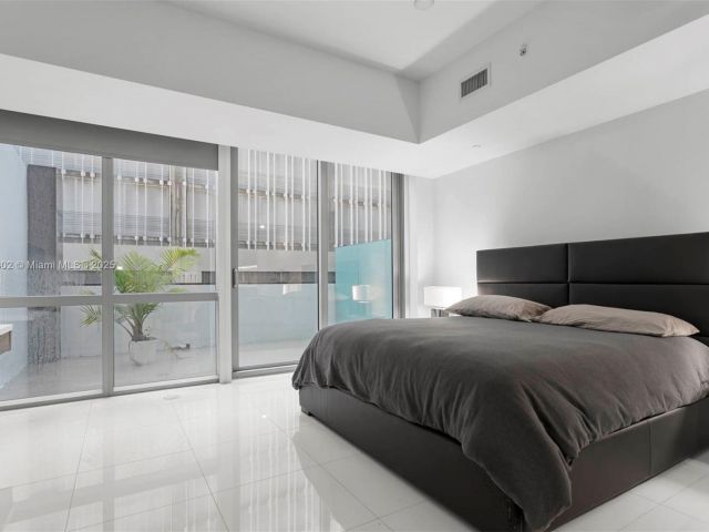 Apartment for rent  Unit #300 - photo 6808212