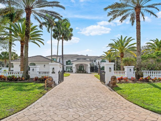 Home for sale at 17600 E Fieldbrook Circle E - photo 6846575