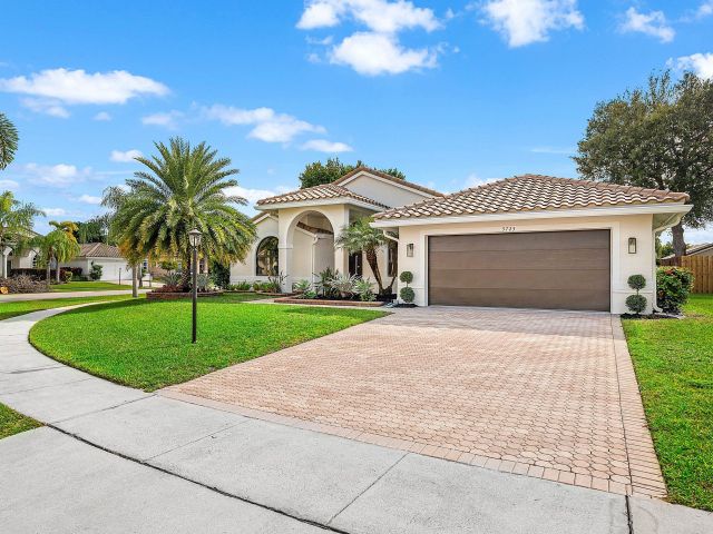 Home for sale at 5723 Aspen Ridge Circle - photo 6826350