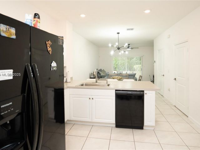 Home for rent at 2820 NW 180th St - photo 7479584