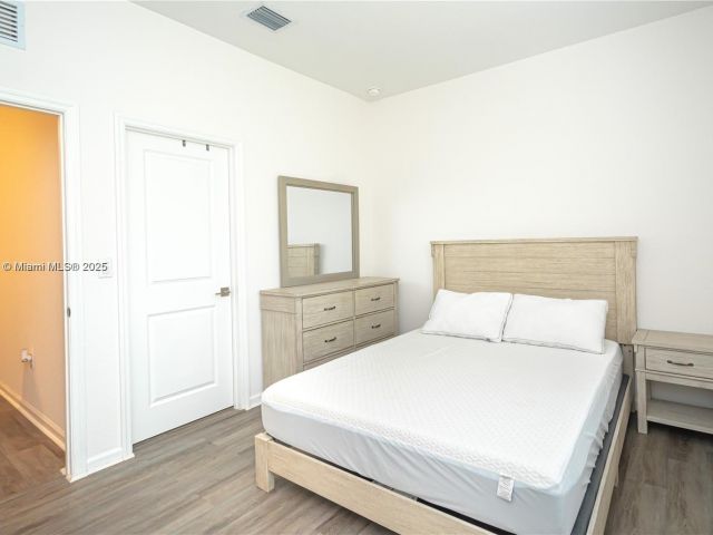 Home for rent at 2820 NW 180th St - photo 7479588