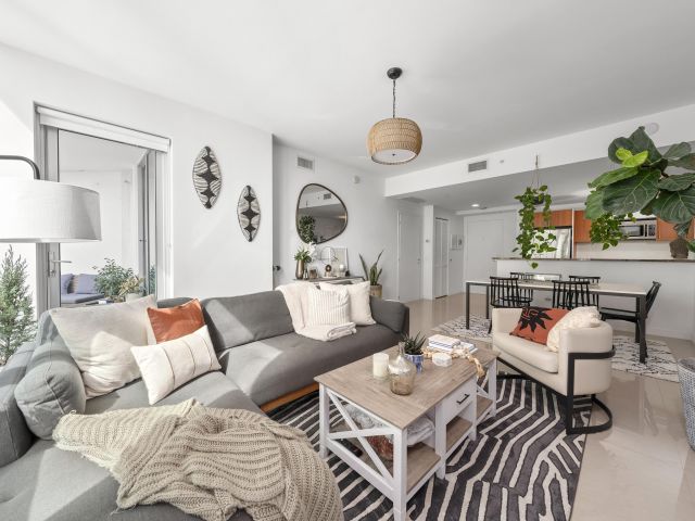 Apartment for rent  Unit #T-3604 - photo 6823978