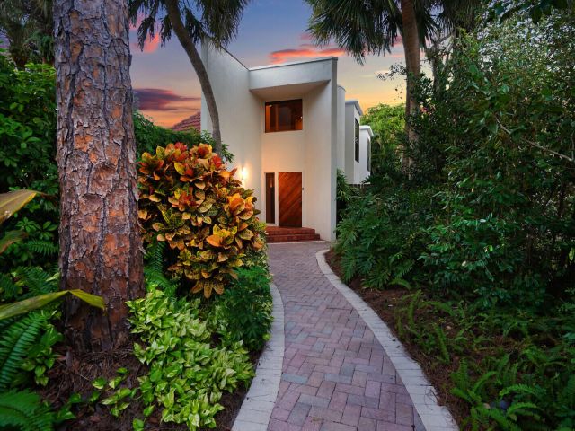 Home for sale at 815 Tangerine Way - photo 6826611