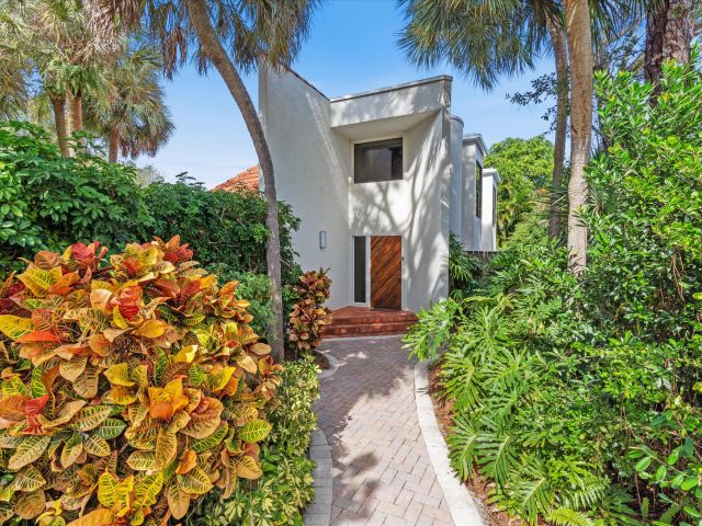 Home for sale at 815 Tangerine Way - photo 6826612