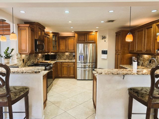 Home for sale at 819 Colonial Road - photo 6814164