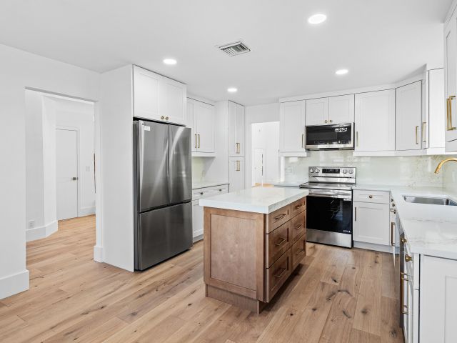 Home for sale at 10326 Buena Ventura Drive - photo 6830737