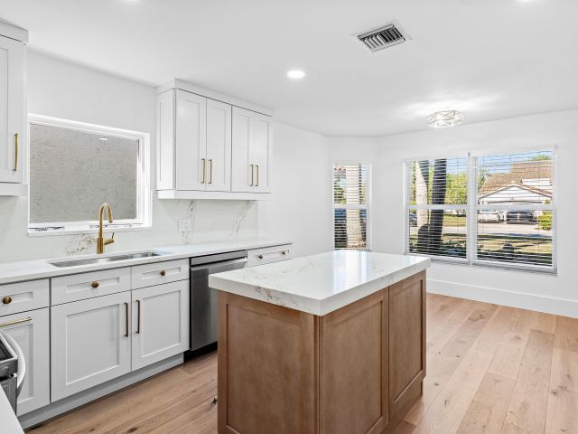 Home for sale at 10326 Buena Ventura Drive - photo 6830741