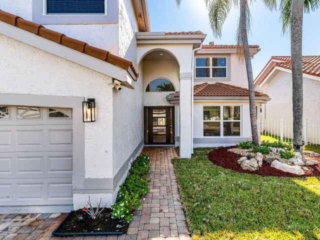 Home for sale at 10326 Buena Ventura Drive - photo 6830744