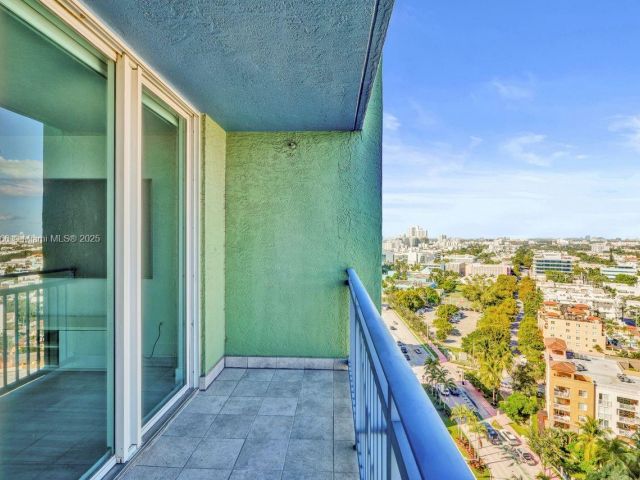 Apartment for sale  Unit #1907 - photo 6811470