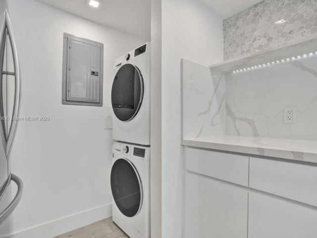 Apartment for sale  Unit #1907 - photo 6811477