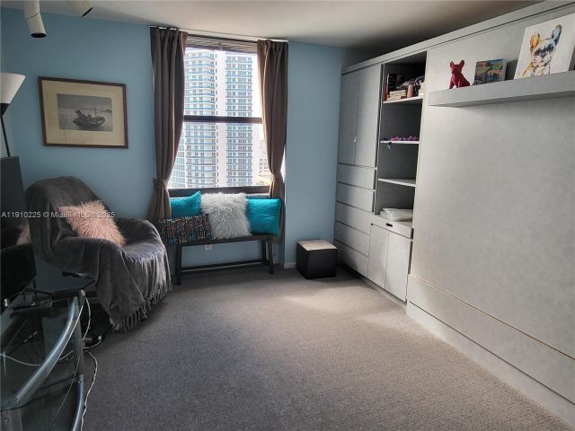 Apartment for rent  Unit #2401 - photo 6811840