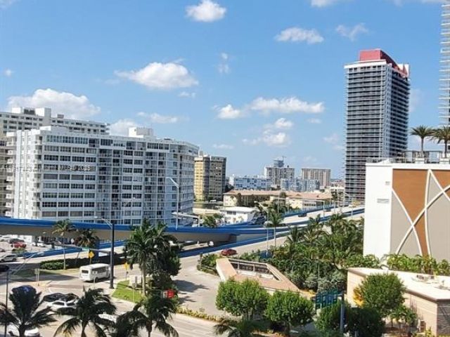 Apartment for rent  Unit #7F - photo 6811998