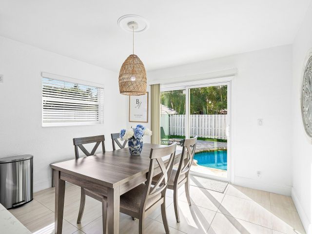 Home for rent at 124 Oregon Lane - photo 6833196