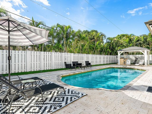 Home for rent at 124 Oregon Lane - photo 6833202