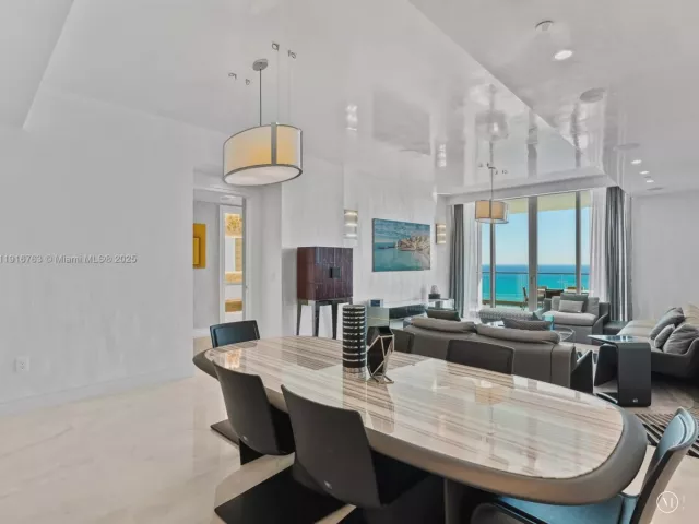4-bedroom condo for sale in Sunny Isles Beach - 17901 Collins Ave 2602 - MondialRealty
