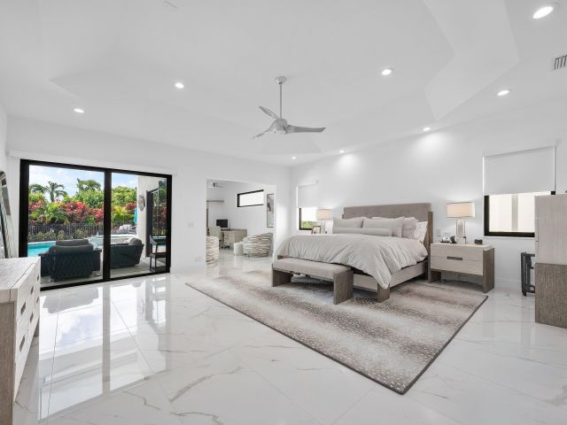 Home for sale at 4760 Bocaire Boulevard - photo 6814577