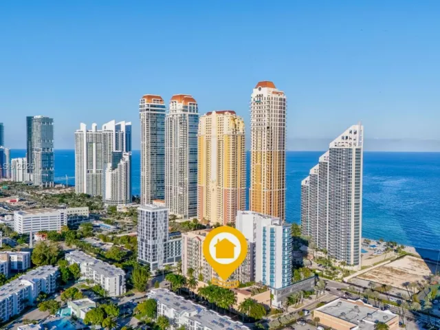 3-bedroom condo for sale in Sunny Isles Beach - 17555 Atlantic Blvd 602 - MondialRealty