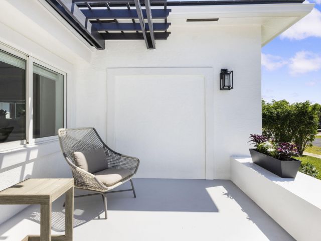 Home for sale at 1330 NE 4th Avenue - photo 6814445