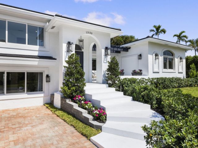 Home for sale at 1330 NE 4th Avenue - photo 6814447