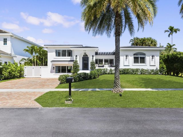 Home for sale at 1330 NE 4th Avenue - photo 6814450