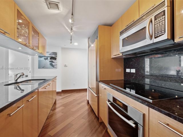 Apartment for sale  Unit #PH06 (Deed PH 10) - photo 6813203