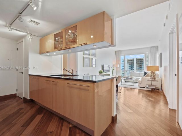 Apartment for sale  Unit #PH06 (Deed PH 10) - photo 6813204