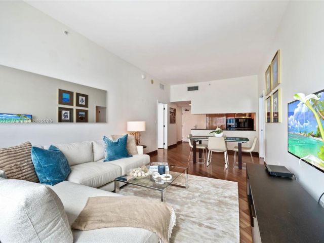 Apartment for sale  Unit #PH06 (Deed PH 10) - photo 6813208