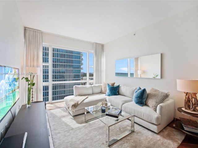 Apartment for sale  Unit #PH06 (Deed PH 10) - photo 6813209