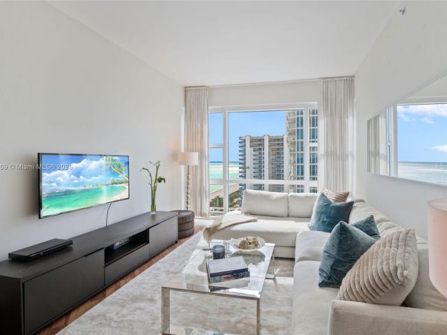 Apartment for sale  Unit #PH06 (Deed PH 10) - photo 6813210