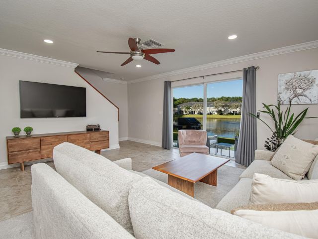 Home for rent at 16081 Sierra Palms Drive - photo 6811459