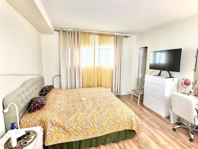 Apartment for sale  Unit #718 - photo 7433611