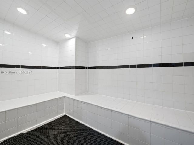 Apartment for sale  Unit #718 - photo 7433622