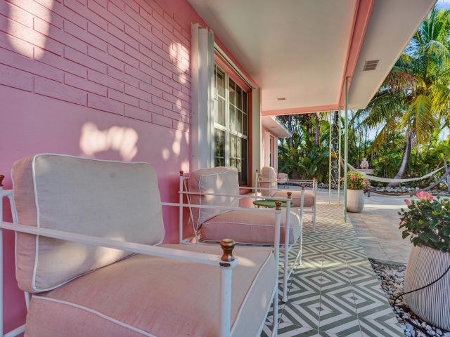 Home for sale at 247 SE 3rd Avenue - photo 6827486