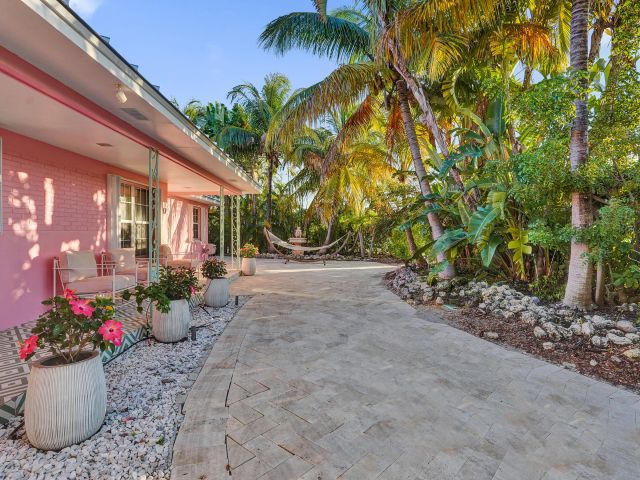 Home for sale at 247 SE 3rd Avenue - photo 6827487