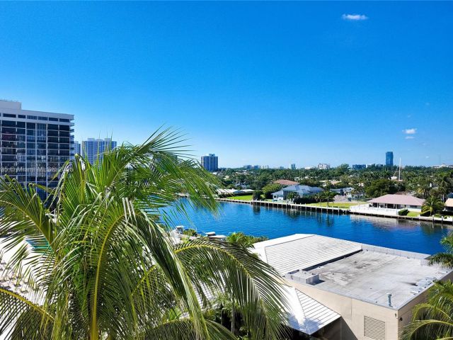 1-bedroom condo for rent in Hallandale Beach - 1965 S Ocean Dr 6M - MondialRealty