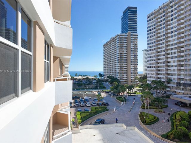 1-bedroom condo for rent in Hallandale Beach - 1965 S Ocean Dr 6M - MondialRealty