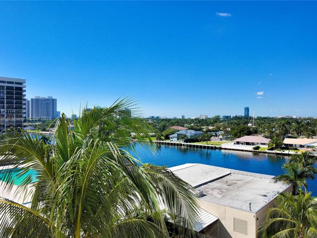 1-bedroom condo for rent in Hallandale Beach - 1965 S Ocean Dr 6M - MondialRealty