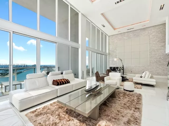 Apartment for sale  Unit #4403 - photo 6812229