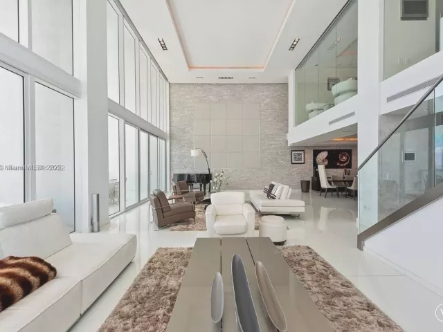 Apartment for sale  Unit #4403 - photo 6812230