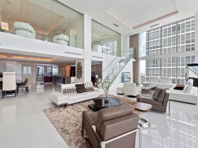 Apartment for sale  Unit #4403 - photo 6812236