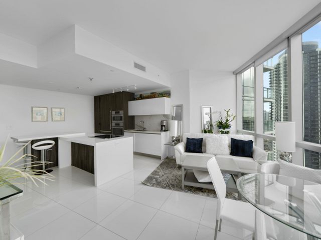 Apartment for sale  Unit #2410 - photo 6814980