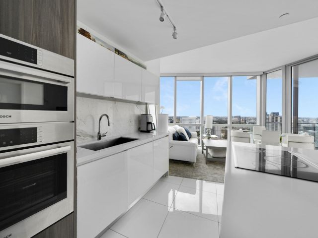 Apartment for sale  Unit #2410 - photo 6814981